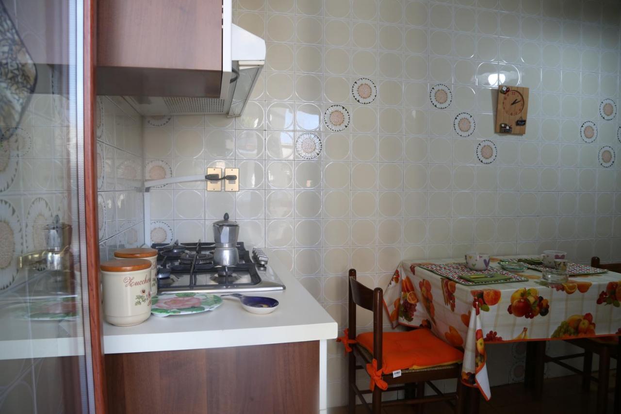 Stanza In Appartamento Napels Buitenkant foto