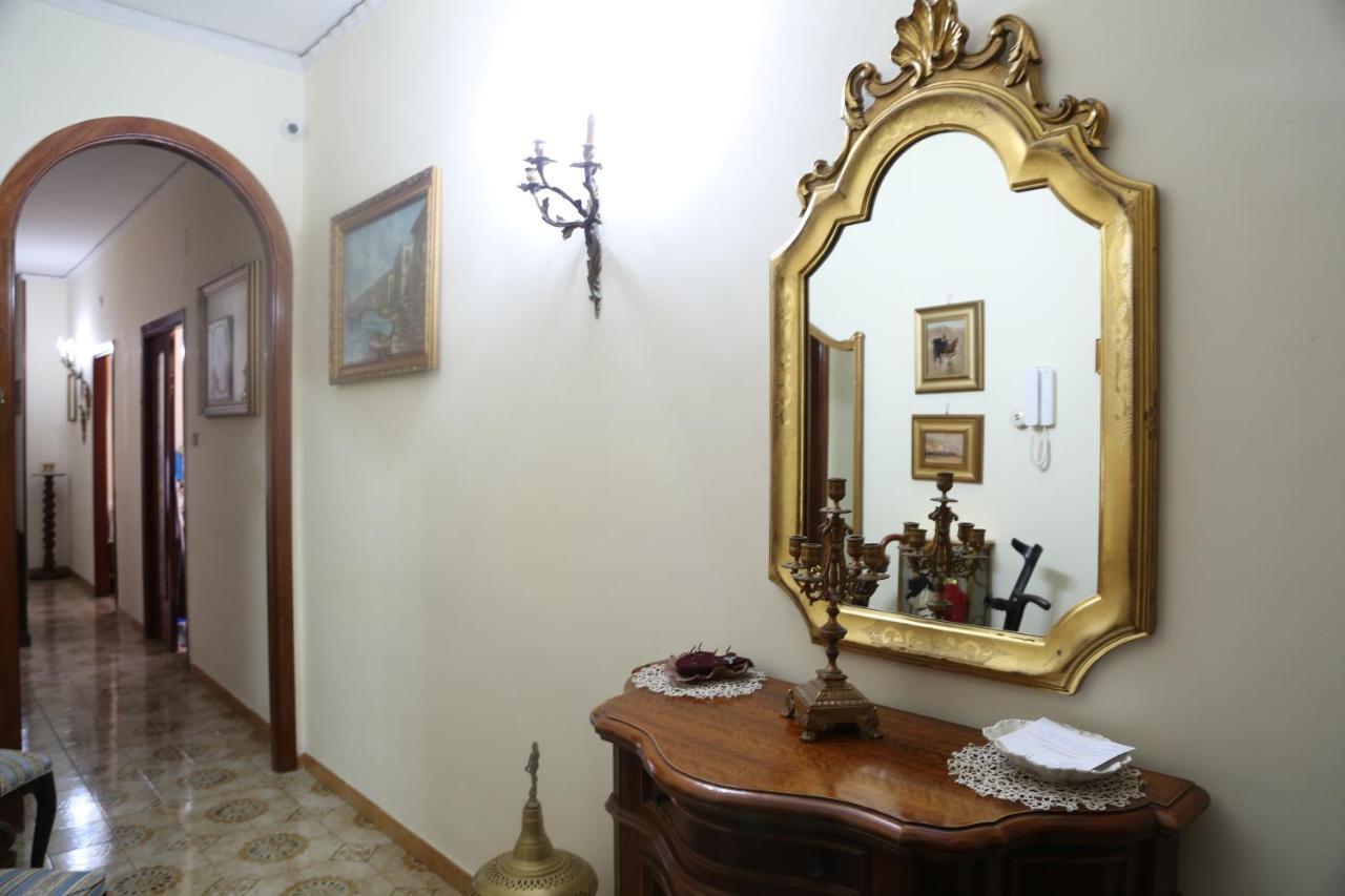 Stanza In Appartamento Napels Buitenkant foto