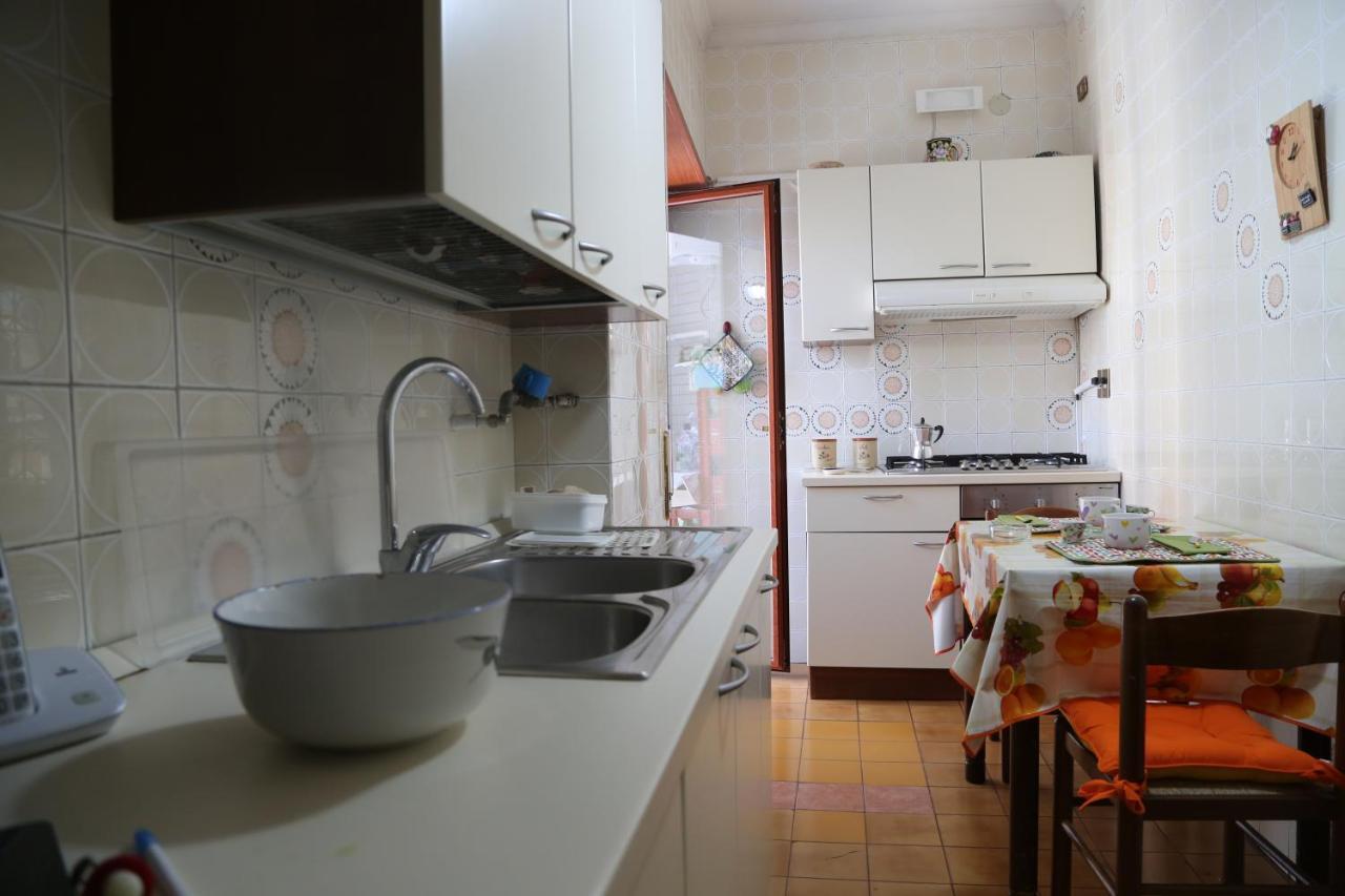 Stanza In Appartamento Napels Buitenkant foto
